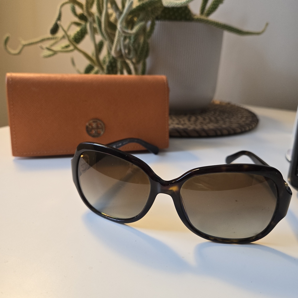 Tory‎ Burch Brown Polarized Sunglasses